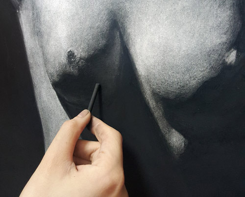 Showcasing Singapore contemporary classical art space, art culture and arts  scene in basic Charcoal Drawing classes base on an academic fine art curriculum