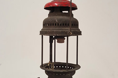 End of an Era No.7 by NAFA alumni artist. Art guide to fine art in Singapore contemporary photography art prints centred on experimental photography, urban art, installation art and fine art curriculum academic studio practice in Singapore contemporary arts scene, art space and art culture