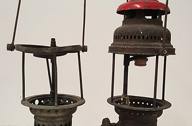 End of an Era No.8 by NAFA alumni artist. Art guide to fine art in Singapore contemporary photography art prints centred on experimental photography, urban art, installation art and fine art curriculum academic studio practice in Singapore contemporary arts scene, art space and art culture