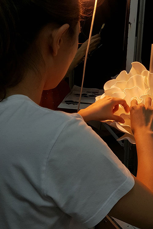 A Singapore contemporary art showcase on modern art space, culture and  academic fine art, classical realism art studies, art studio practices and art classes in Singapore arts scene