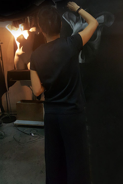 A Singapore contemporary art showcase on modern art space, culture and  academic fine art, classical realism art studies, art studio practices and art classes in Singapore arts scene