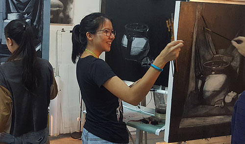 A Singapore contemporary art showcase on modern art space, culture and  academic fine art, classical realism art studies, art studio practices and art classes in Singapore arts scene