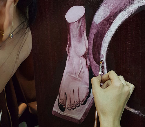 A Singapore contemporary art showcase on modern art space, culture and  academic fine art, classical realism art studies, art studio practices and art classes in Singapore arts scene